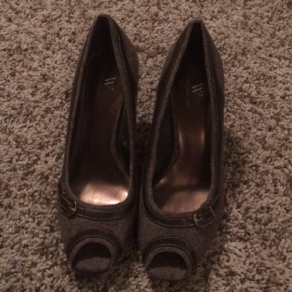 Worthington Peep Toe Heels Size 8